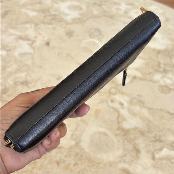 Fossil Leather Zip Around Long Wallet - Picture 8 of 14